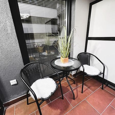 Luxe Central Studio With Pool, Parking & Ac Budapešť Exteriér fotografie