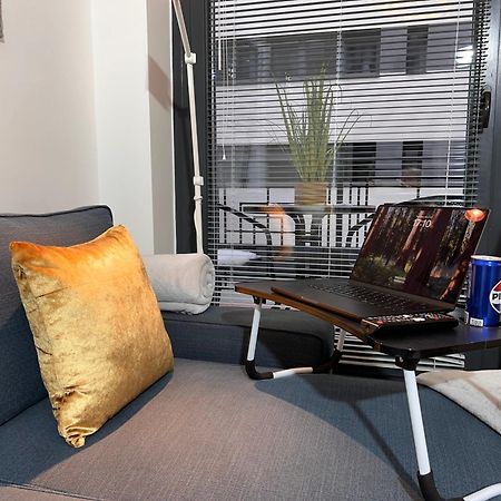 Luxe Central Studio With Pool, Parking & Ac Budapešť Exteriér fotografie