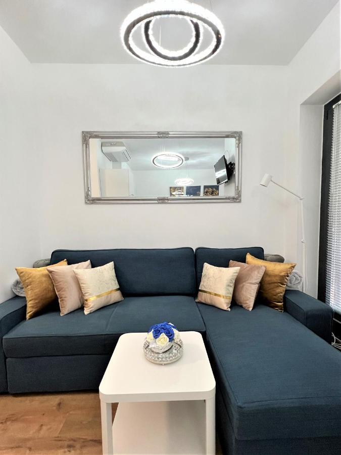 Luxe Central Studio With Pool, Parking & Ac Budapešť Exteriér fotografie