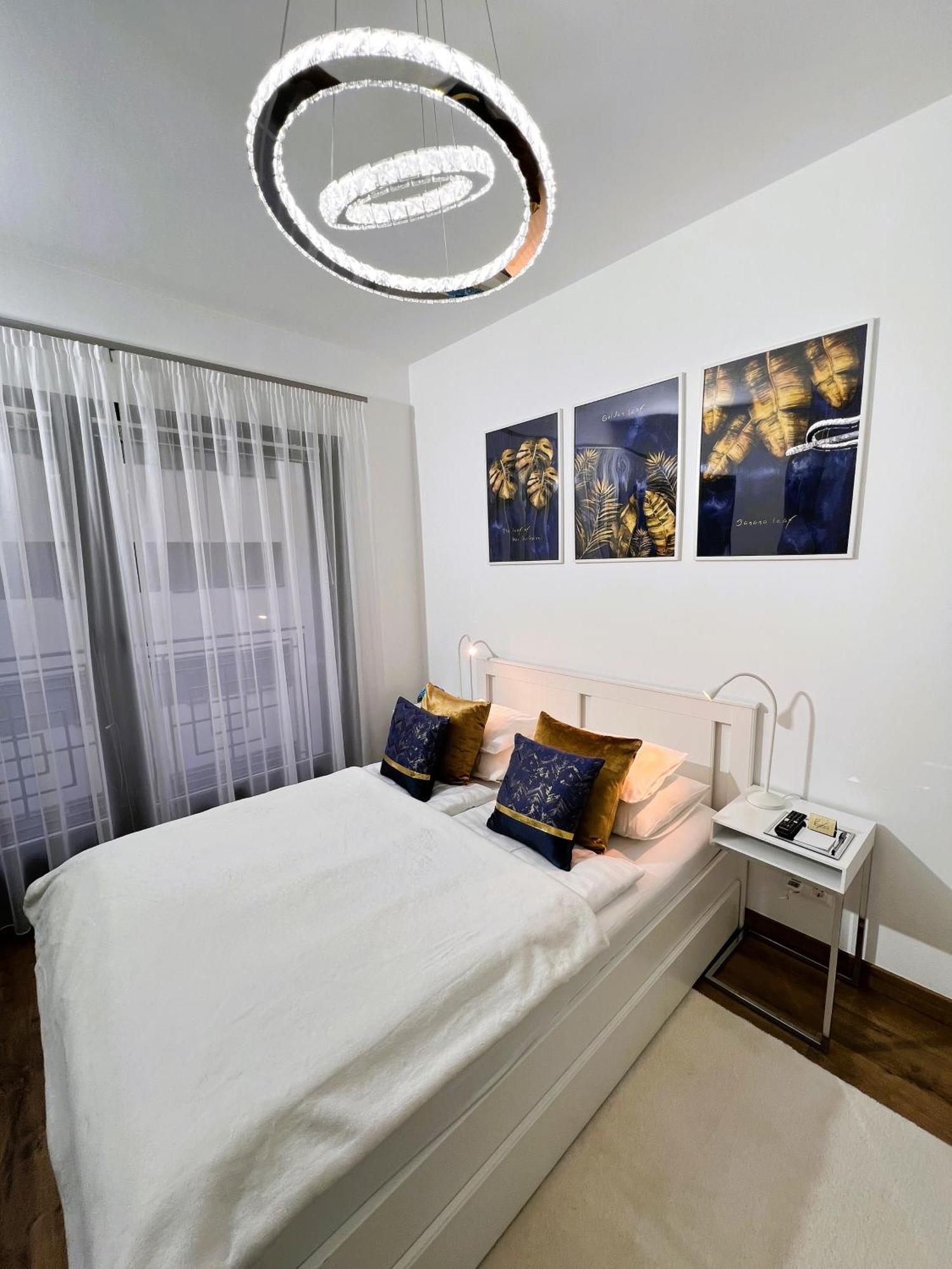 Luxe Central Studio With Pool, Parking & Ac Budapešť Exteriér fotografie
