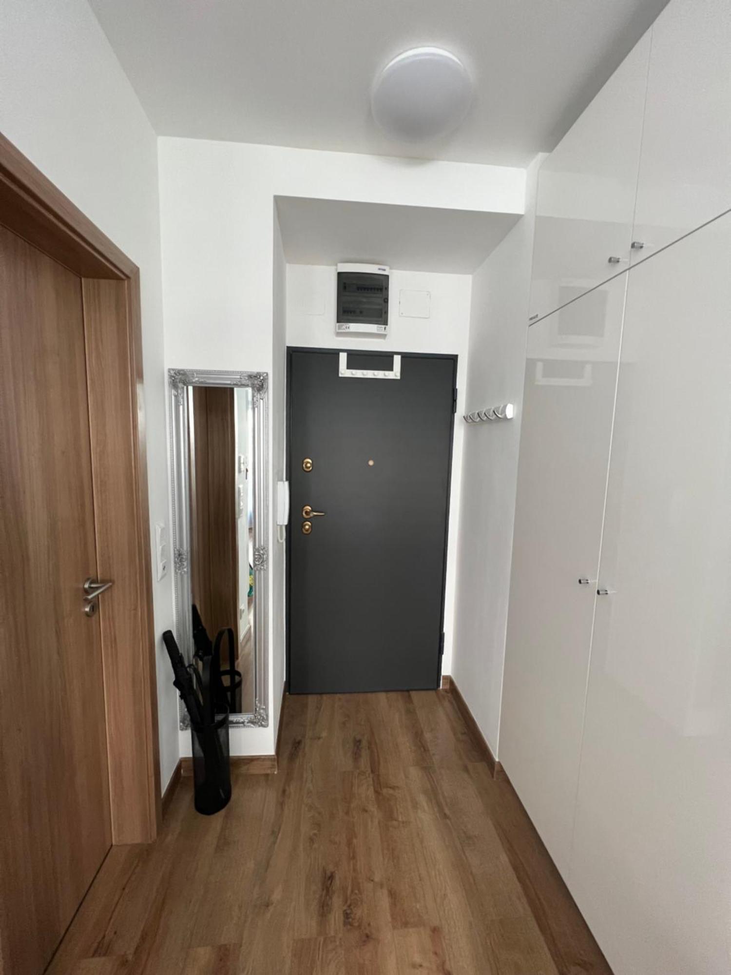Luxe Central Studio With Pool, Parking & Ac Budapešť Exteriér fotografie